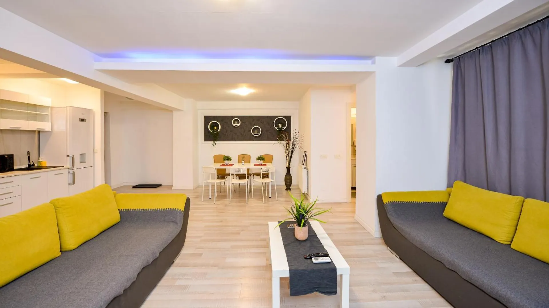 Adam And Eve Luxury Apartments - Shabbat Friendly Bucareste