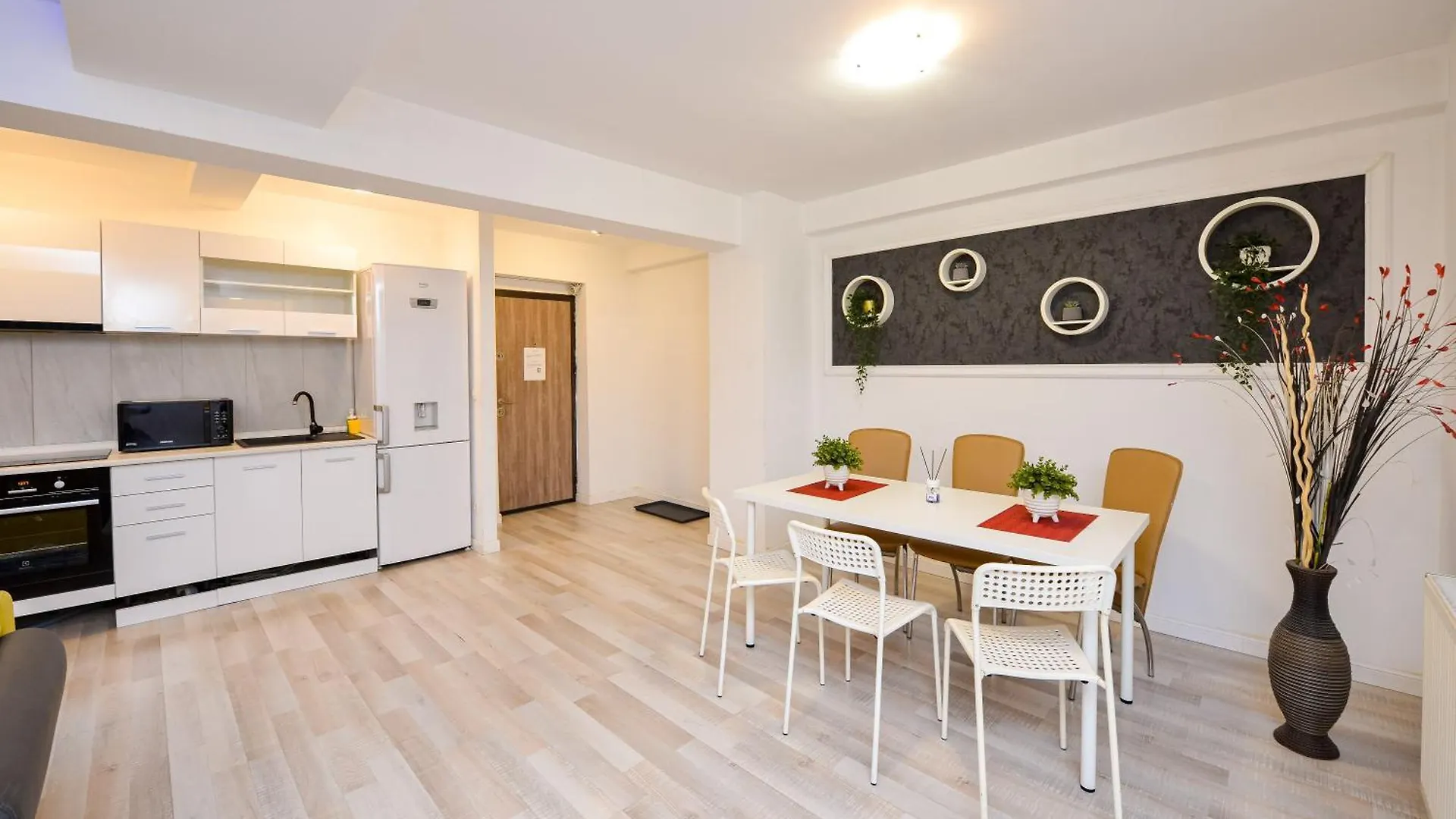 Adam And Eve Luxury Apartments - Shabbat Friendly Bucareste 0*,