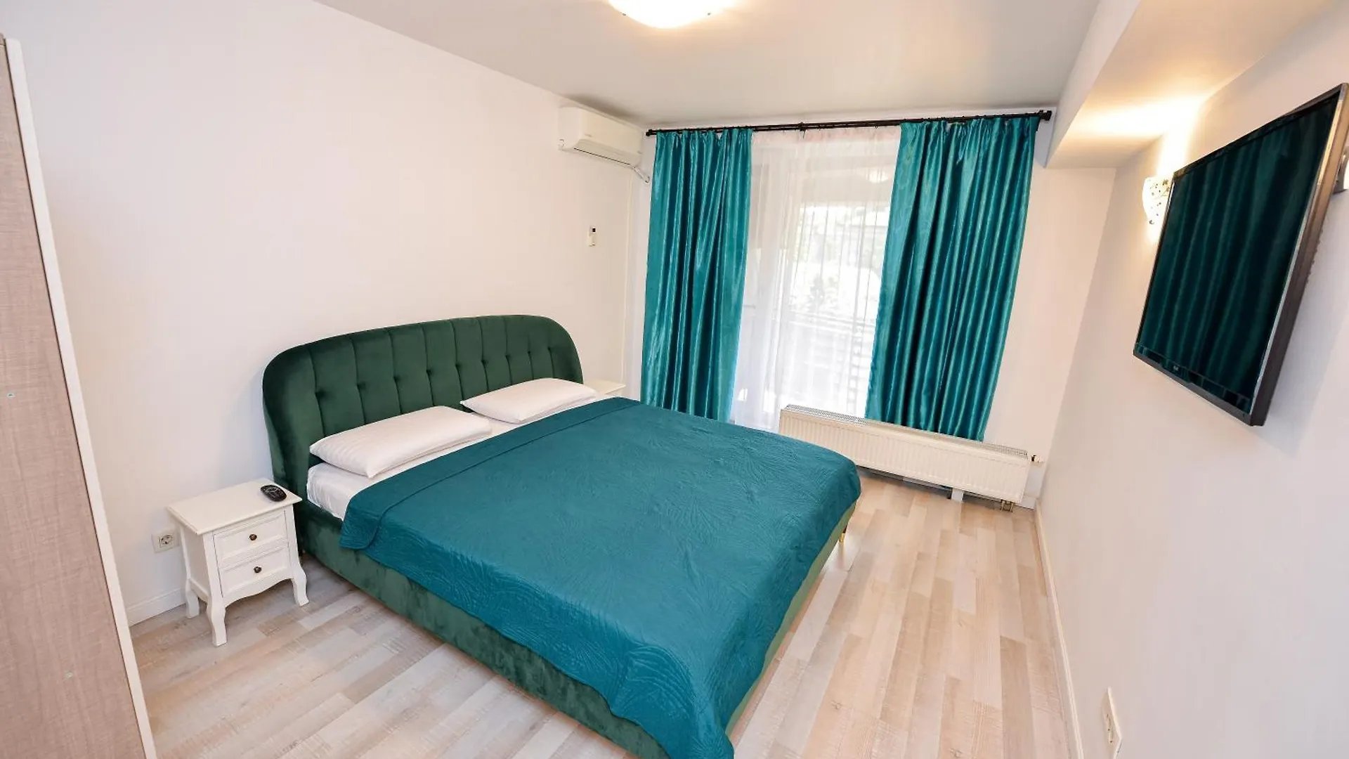 Adam And Eve Luxury Apartments - Shabbat Friendly Bucareste