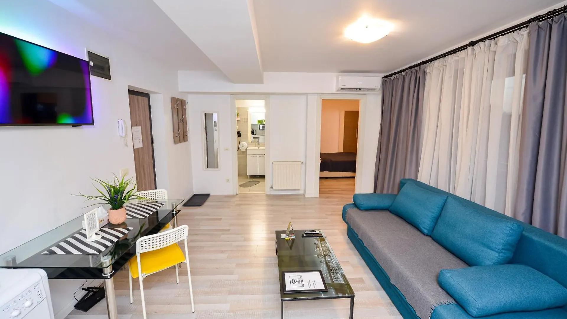 Adam And Eve Luxury Apartments - Shabbat Friendly Bucareste