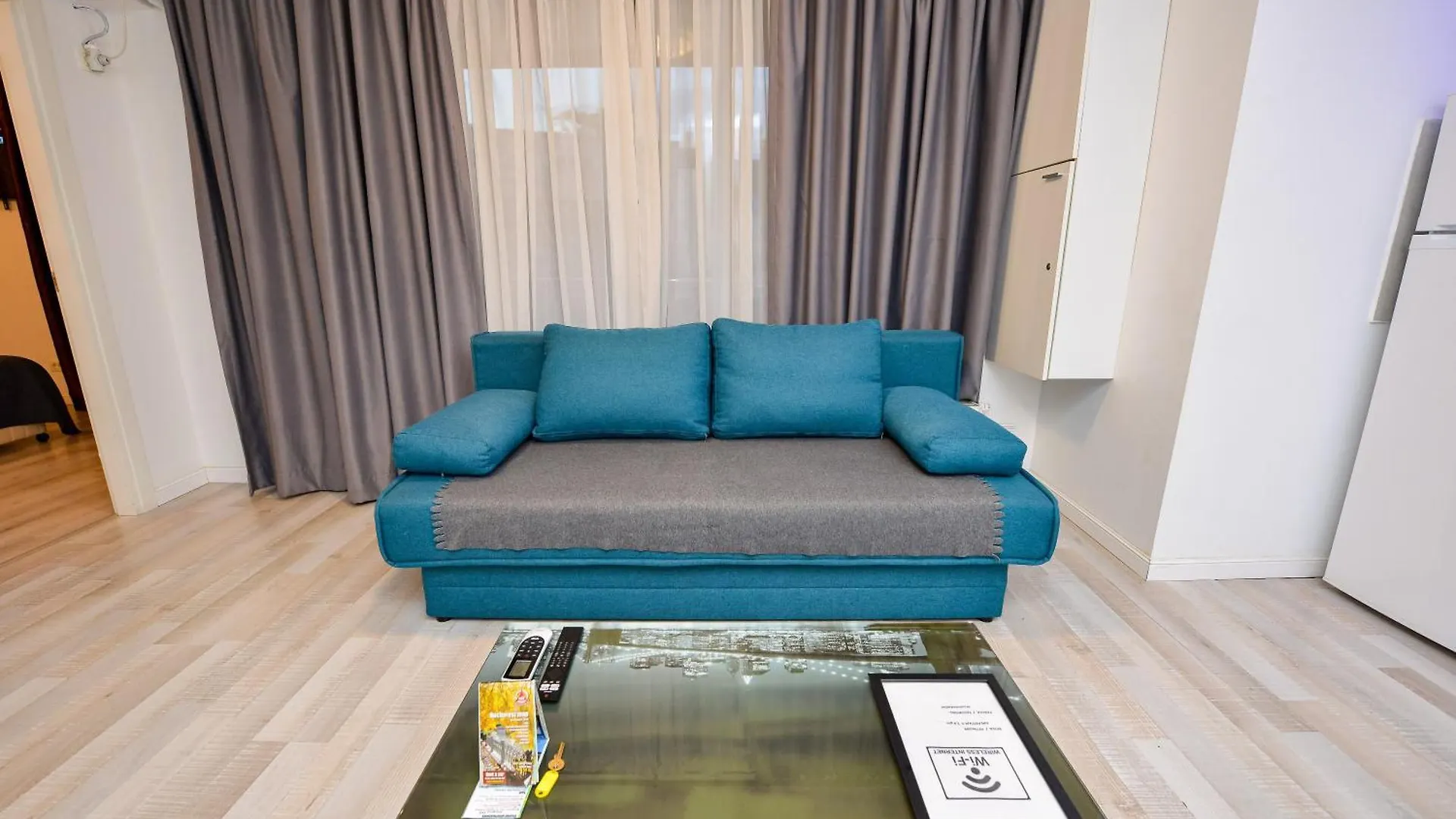 Adam And Eve Luxury Apartments - Shabbat Friendly Bucareste