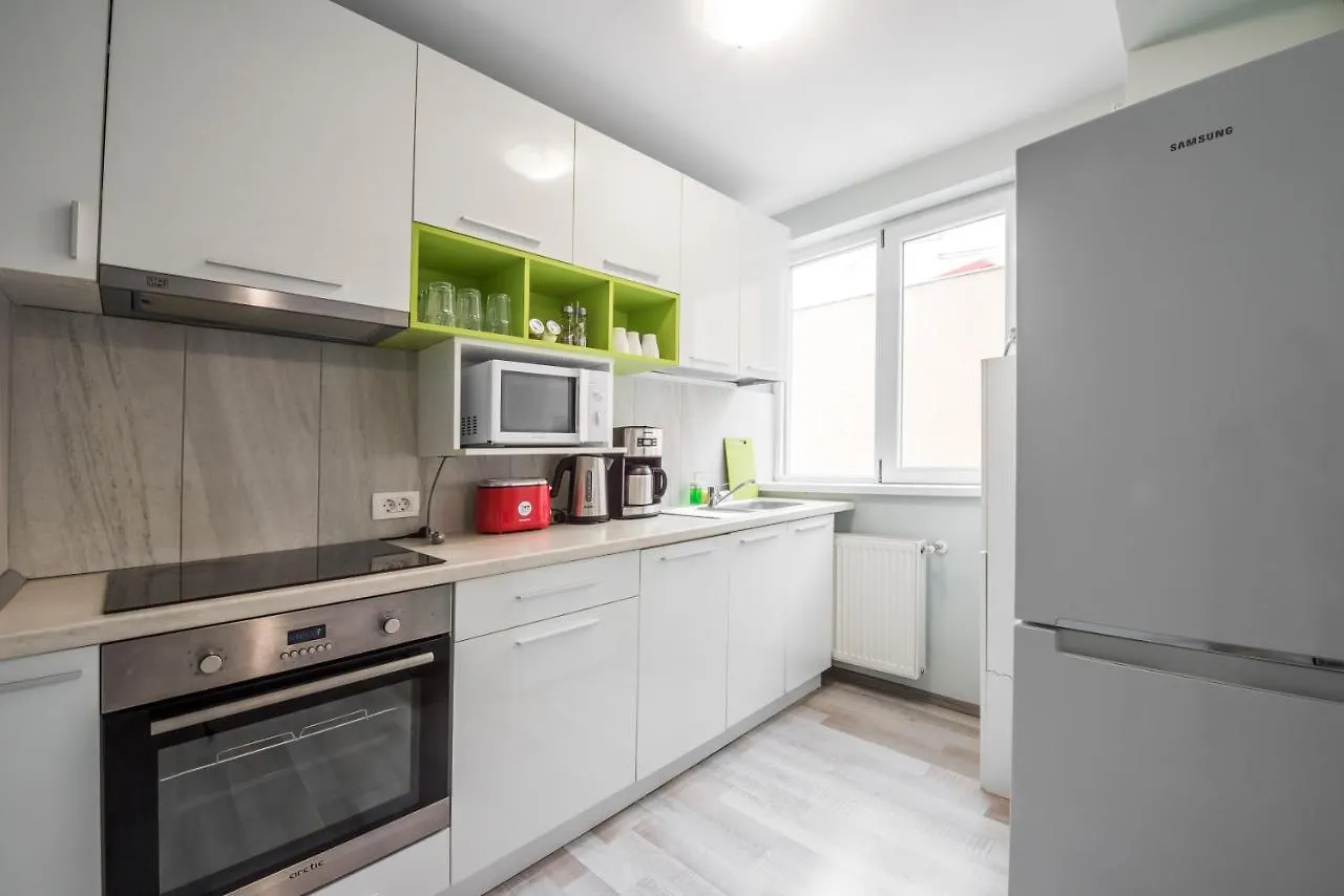 Adam And Eve Luxury Apartments - Shabbat Friendly Bükreş